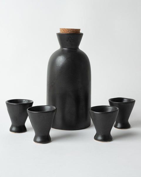 Kissos Set | Ceramic Pitcher
