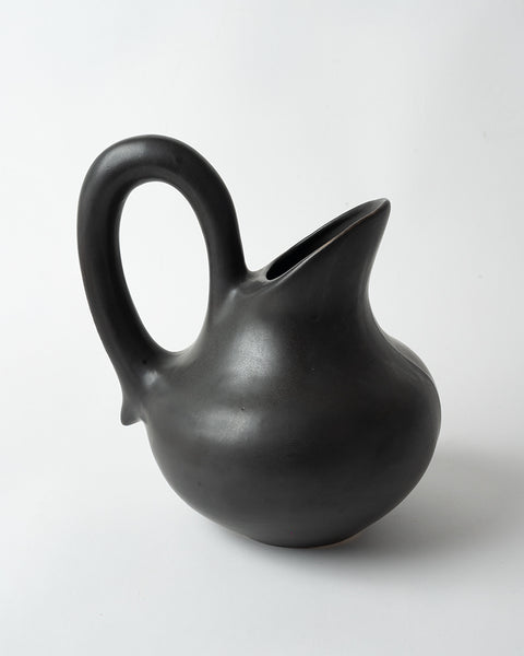 Idor | Ceramic Water Pitcher