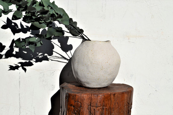 Moon Vessel Natural Texture