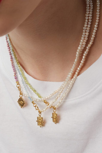 Mini Eye Tag Pistachio Pearl Necklace